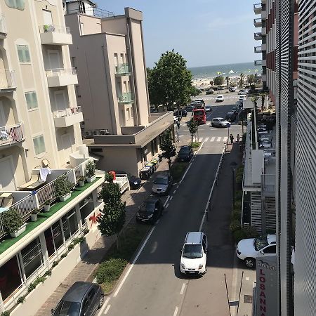 鲁思安娜酒店 里米尼 外观 照片