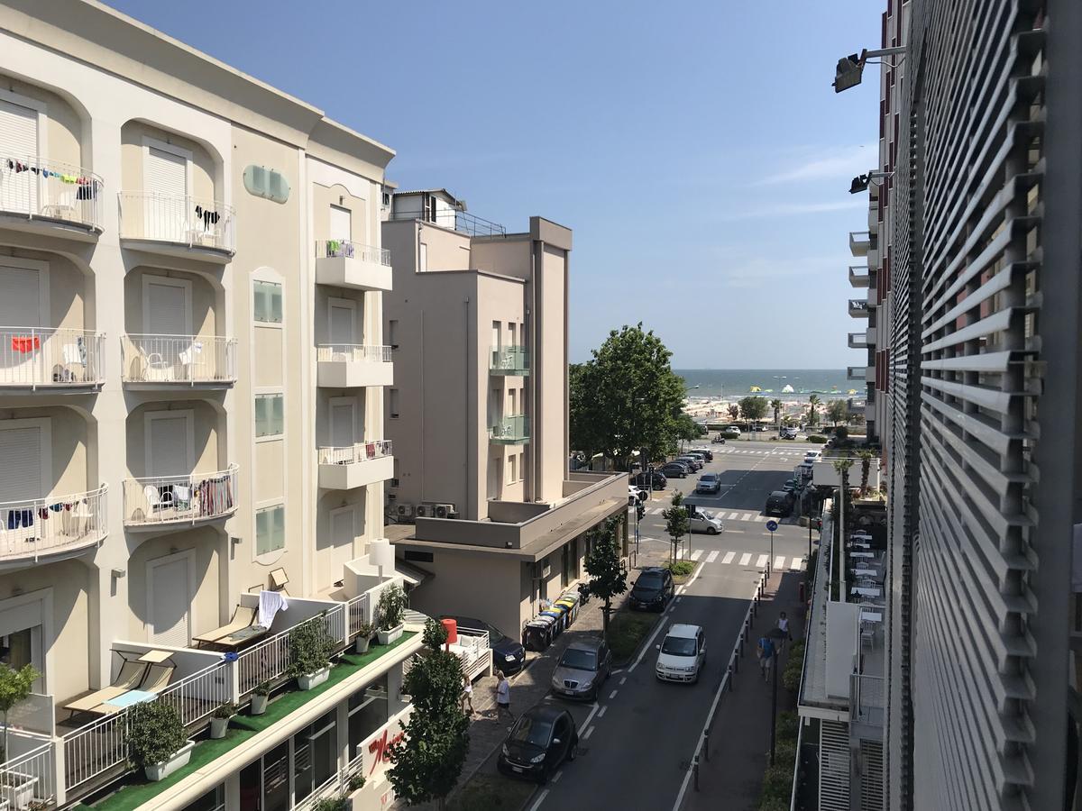 鲁思安娜酒店 里米尼 外观 照片